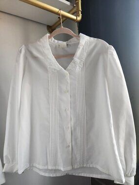 Vintage White Lace Embroidered Pleated Button Front V-Neck Blouse SZ 12